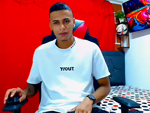 Snapshot of cristian_tayron1 chatting on 9, 7, 2026 cristian tayron1 online show from 9, 7, 2026