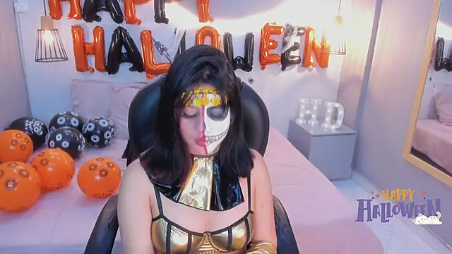 Julieth brown  online show from 31, 10, 2025