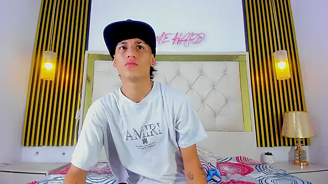 Snapshot of Just18Jake chatting on 19, 9, 2025 Just18Jake online show from 19, 9, 2025