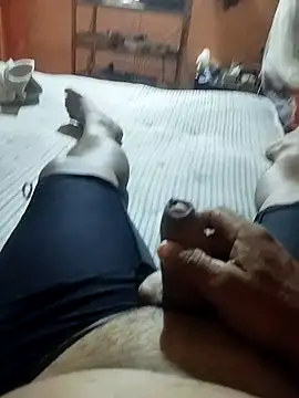 colombiano198720 online show from 27, 10, 2025