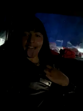 bebecam2002 online show from 10, 9, 2025