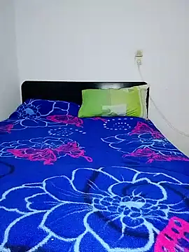 Snapshot of Banouti_23 chatting on 18, 10, 2025 Banouti 23 online show from 18, 10, 2025