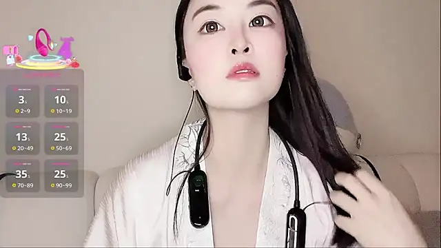 LuLu-Moon online show from 9, 9, 2025