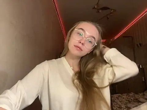 bellameow88 online show from 4, 11, 2025