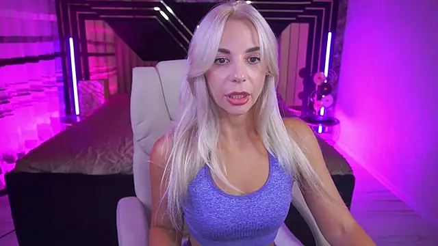 BellaRayyy online show from 22, 7, 2026