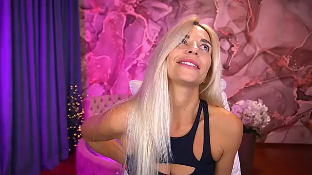 BellaRayyy online show from 29, 9, 2025