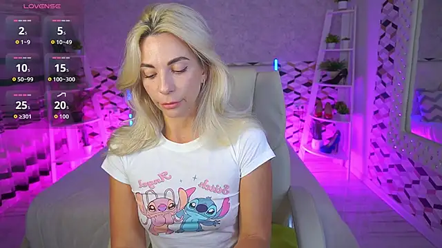 BellaRayyy online show from 18, 6, 2026