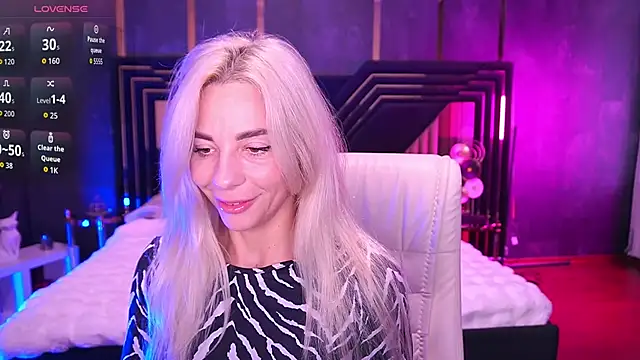 BellaRayyy online show from 28, 11, 2025