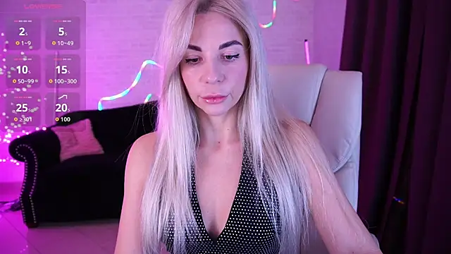 BellaRayyy online show from 22, 2, 2026