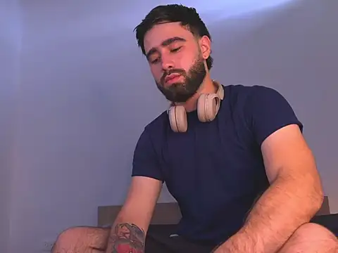 Snapshot of zack_sullivan22 chatting on 3, 10, 2025 zack sullivan22 online show from 3, 10, 2025