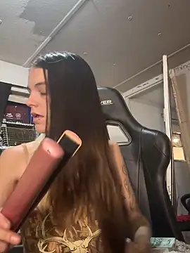 Snapshot of ittybittymeryssa chatting on 7, 10, 2025 ittybittymeryssa online show from 7, 10, 2025