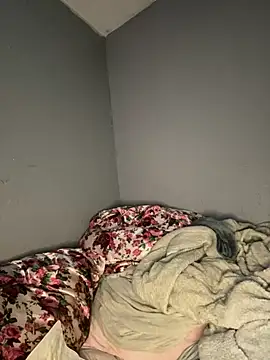 Snapshot of ittybittymeryssa chatting on 14, 11, 2025 ittybittymeryssa online show from 14, 11, 2025