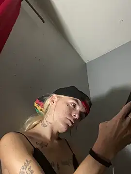 Snapshot of ittybittymeryssa chatting on 11, 10, 2025 ittybittymeryssa online show from 11, 10, 2025