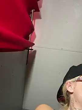 Snapshot of ittybittymeryssa chatting on 10, 10, 2025 ittybittymeryssa online show from 10, 10, 2025