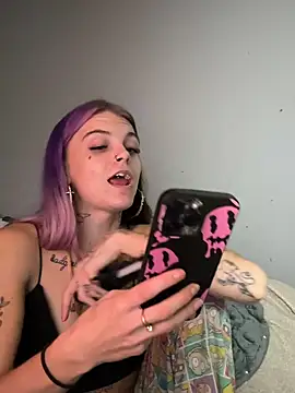 Snapshot of ittybittymeryssa chatting on 18, 11, 2025 ittybittymeryssa online show from 18, 11, 2025