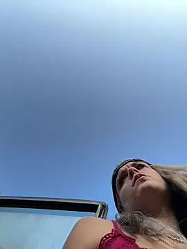 ittybittymeryssa online show from 25, 3, 2026