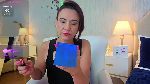 ScarleetJonson online show from 22, 11, 2025