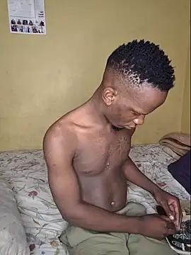 Snapshot of RAWFREAKYVERSE chatting on 5, 3, 2026 RAWFREAKYVERSE online show from 5, 3, 2026