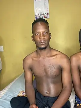 Snapshot of RAWFREAKYVERSE chatting on 7, 4, 2026 RAWFREAKYVERSE online show from 7, 4, 2026