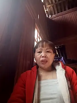  YooY  online show from 23, 11, 2025