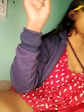 mimi87hoty online show from 5, 1, 2026