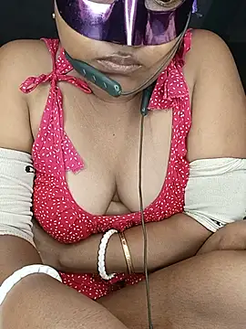 mimi87hoty online show from 7, 8, 2026