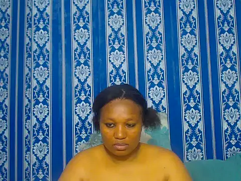 JUICEYLIPS333 online show from 6, 11, 2025