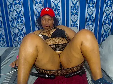 JUICEYLIPS333 online show from 8, 11, 2025