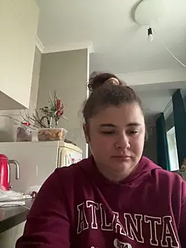 AliceCurlyX online show from 3, 12, 2025