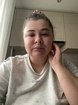 AliceCurlyX online show from 24, 2, 2026