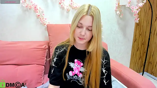 Snapshot of Sylvia_Ortiz chatting on 14, 9, 2025 Sylvia Ortiz online show from 14, 9, 2025