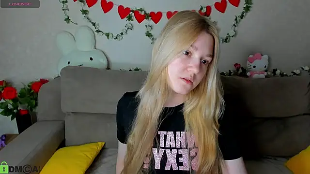 Sylvia Ortiz online show from 4, 3, 2026