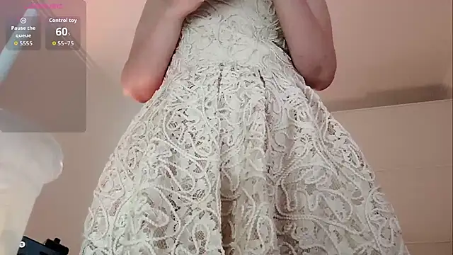 A girla online show from 29, 4, 2026
