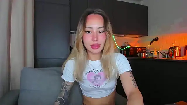 baobei03 online show from 20, 9, 2025