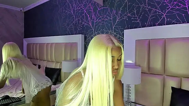 Snapshot of JulitPink chatting on 9, 1, 2026 JulitPink online show from 9, 1, 2026