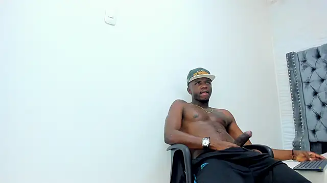 DOUGLAS 099 online show from 21, 10, 2025