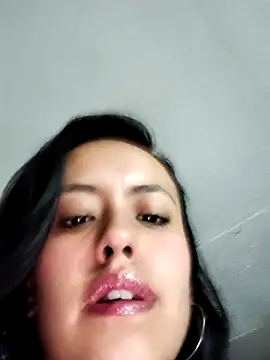 Queen Ashly online show from 17, 6, 2026