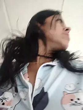 Queen Ashly online show from 9, 11, 2025