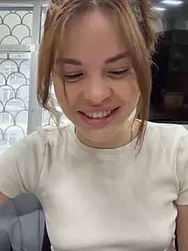 SMELLSEX online show from 5, 3, 2026