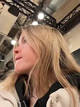 SMELLSEX online show from 3, 10, 2025