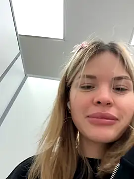 SMELLSEX online show from 26, 9, 2025