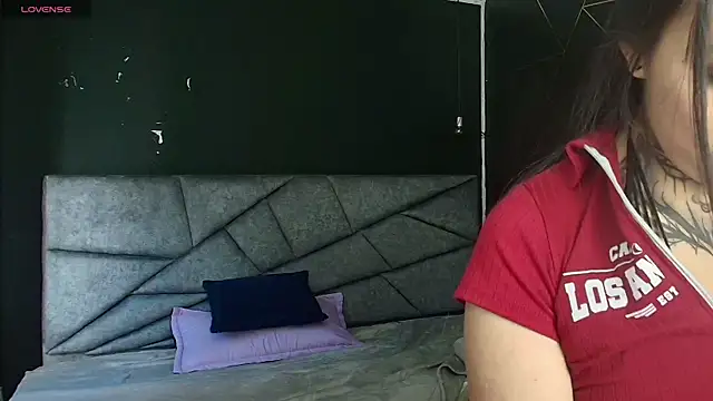 LiaMonroee  online show from 9, 11, 2025