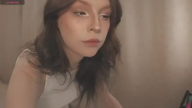 claire bennett online show from 11, 9, 2025