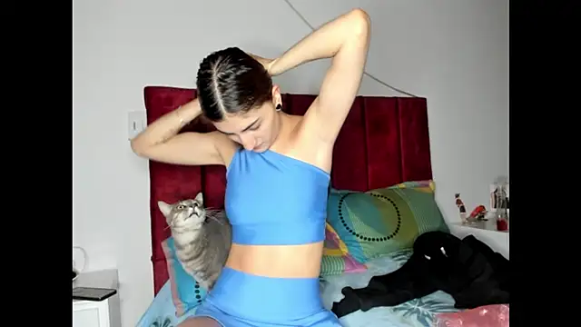 ScarletWitch X online show from 27, 10, 2025