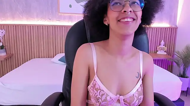 sophie rojas online show from 22, 11, 2025