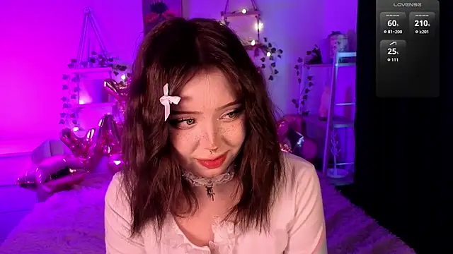 Snapshot of RileyVice chatting on 10, 2, 2026 RileyVice online show from 10, 2, 2026