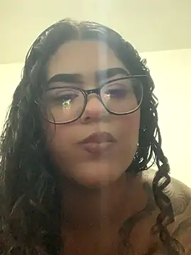 Snapshot of caritobeachdh chatting on 9, 9, 2025 caritobeachdh online show from 9, 9, 2025