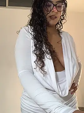 Snapshot of caritobeachdh chatting on 15, 11, 2025 caritobeachdh online show from 15, 11, 2025