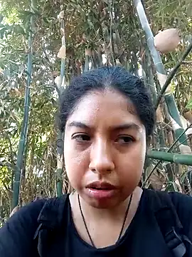 Snapshot of Syndel23 chatting on 11, 5, 2026 Syndel23 online show from 11, 5, 2026