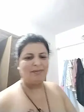 Snapshot of Jann_Riya333 chatting on 18, 6, 2026 Jann Riya333 online show from 18, 6, 2026